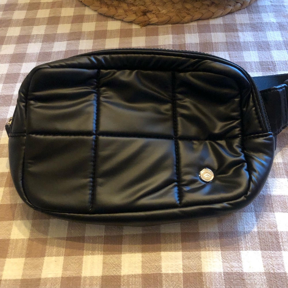 TLE black quilted crossbody purse